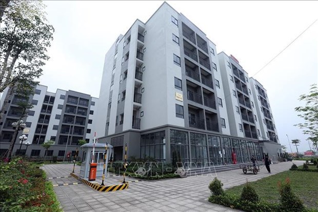 Госбанк: С начала апреля официально был запущен пакет кредитов на социальное жилье на сумму 120.000 млрд. донгов hinh anh 2