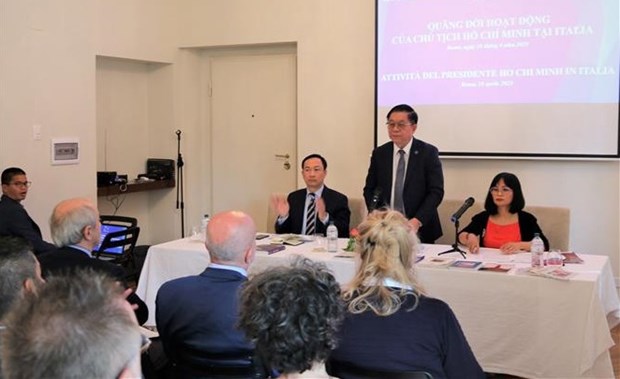 Конференция посвящена пребыванию президента Хо Ши Мина в Италии hinh anh 1