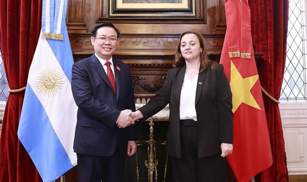 Подписано Соглашение о сотрудничестве между Национальными собраниями Вьетнама и Аргентины hinh anh 2