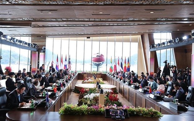Премьер-министр принял участие в диалогах по Cообществу АСЕАН hinh anh 2