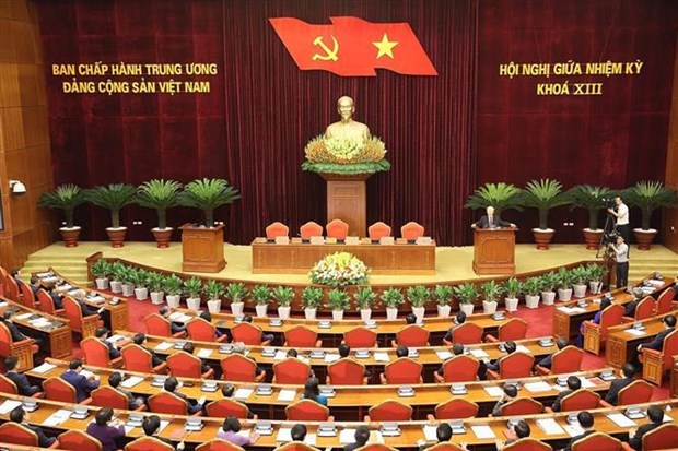 Нгуен Фу Чонг: Приложить больше усилии для успешнои реализации Резолюции XIII Съезда hinh anh 1