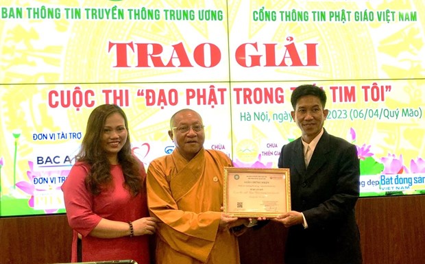 Шесть работ получили призы в конкурсе сочинении о буддизме hinh anh 1