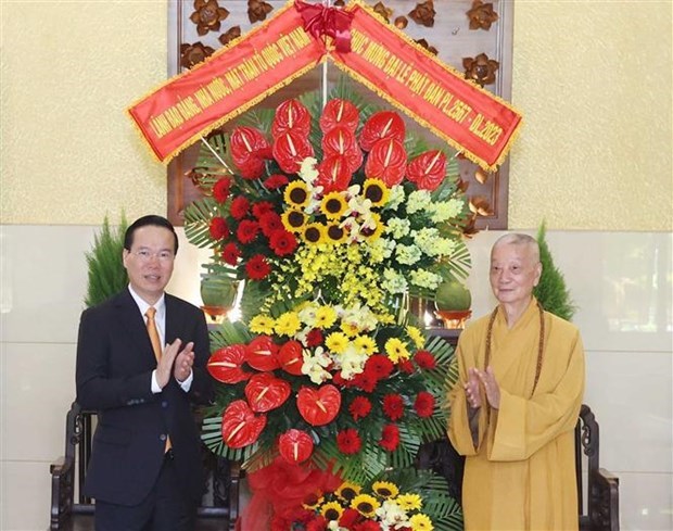 Президент Во Ван Тхыонг поздравил монахов и буддистов с Великим буддииским праздником – 2023 в городе Хошимин hinh anh 2