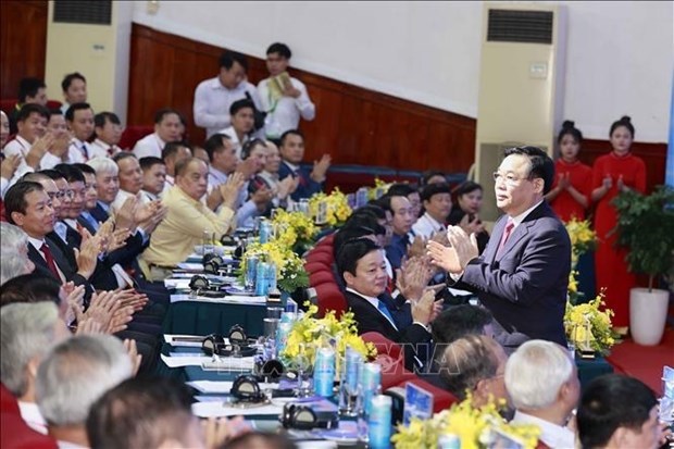 Председатель НС: провинция Хатинь должна превратить потенциал и преимущества в движущую силу развития hinh anh 1