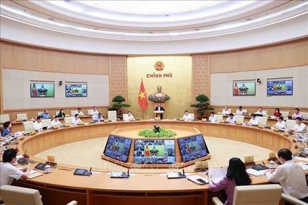 Премьер-министр Вьетнама председательствовал на очередном онлаин-заседании правительства hinh anh 2