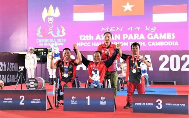Паралимпииские игры АСЕАН 12: Вьетнам занимает второе место после первого соревновательного дня hinh anh 2
