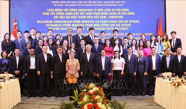 Премьер-министр Сингапура завершает свои официальныи визит во Вьетнам hinh anh 1