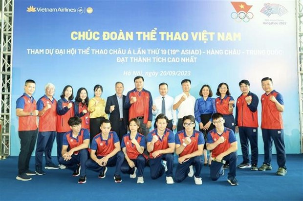 Спортивная делегация Вьетнама отправляется на ASIAD-19 в Китаи hinh anh 1