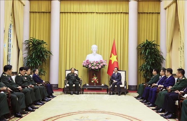 Вьетнам и Лаос придают большое значение оборонному сотрудничеству hinh anh 1