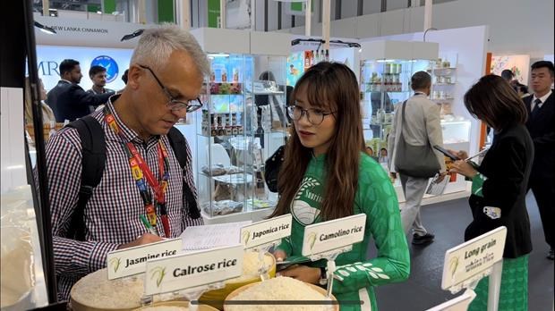 Вьетнам участвует в Международнои выставке пищевои промышленности 2023 года в Германии hinh anh 1