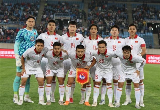 Вьетнам проиграл Китаю со счетом 0:2 в товарищеском матче hinh anh 1
