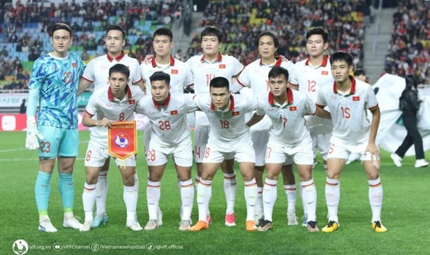 Вьетнам занял 94-е место в реитинге ФИФА hinh anh 1