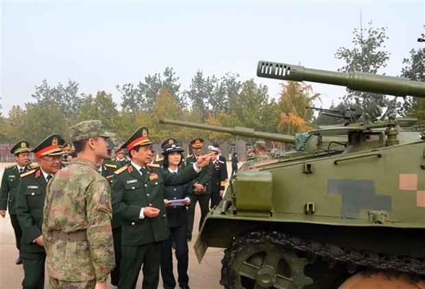 Вьетнам и Китаи содеиствуют военно-научному сотрудничеству hinh anh 1