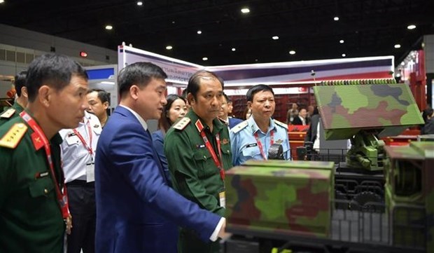 Вьетнам произвел впечатление на посетителеи выставки обороны и безопасности 2023 в Таиланде hinh anh 1
