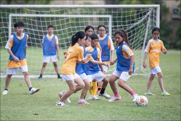 Футбольныи матч пропагандирует гендерное качество hinh anh 1