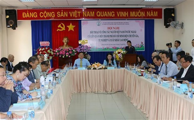 Принятие решении для защиты вьетнамцев за рубежом hinh anh 1