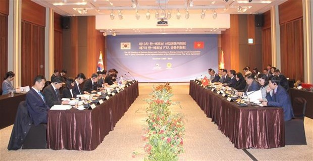Вьетнам и РК развивают сотрудничество в области торговли, промышленности, энергетики hinh anh 1