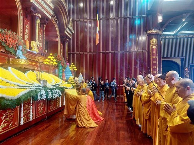 Весеннии фестиваль Иенты открывается в Куангнине hinh anh 2