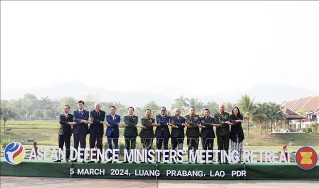ADMM: Вьетнам призывает к укреплению оборонного сотрудничества АСЕАН hinh anh 1