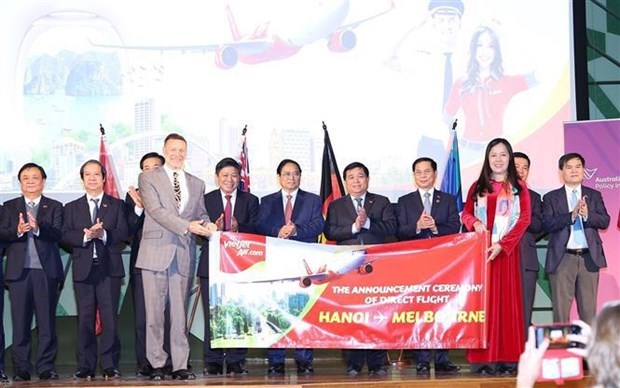 Премьер-министр Фам Минь Тьинь принял участие в бизнес-форуме Вьетнам и Австралия в Мельбурне hinh anh 2