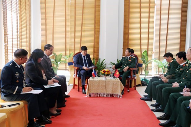 Вьетнам укрепляет оборонные связи с Индонезиеи и Филиппинами hinh anh 2