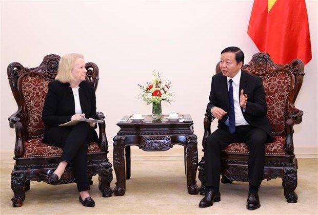 Заместитель премьер-министра Вьетнама принял заместителя председателя GFANZ hinh anh 1