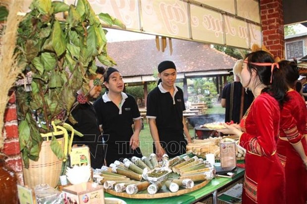 Открылся Фестиваль кулинарнои культуры и деликатесов Saigontourist Group 2024 г. hinh anh 2