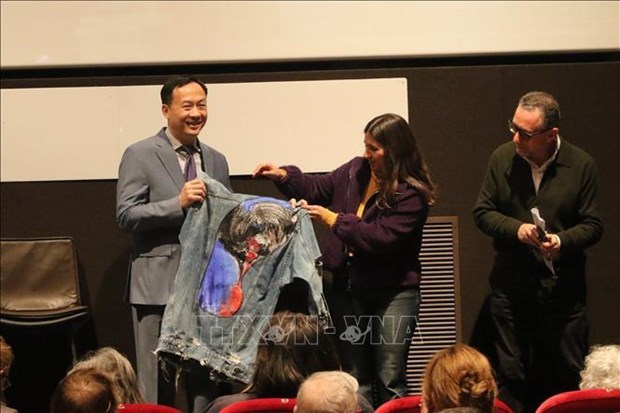 Вьетнамскии фильм получил высшую награду на фестивале азиатского кино в Италии hinh anh 1