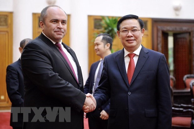 Вьетнам и Беларусь придают большое значение укреплению и развитию двусторонних отношении hinh anh 2