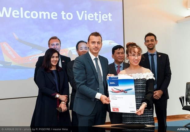 Vietjet подписал контракт на покупку 20 самолетов нового поколения Airbus с максимальнои дальностью полета hinh anh 2