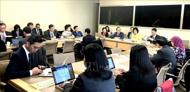 Вьетнам проводит заседание комитета АСЕАН в Женеве в ВТО hinh anh 1