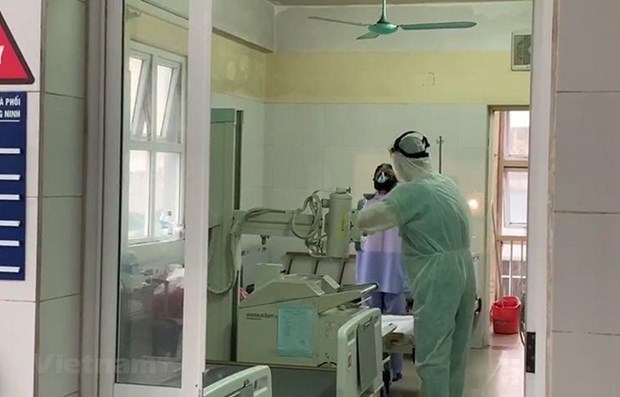 Вьетнам зафиксировал еще 7 случаев заболевания COVID-19 hinh anh 1