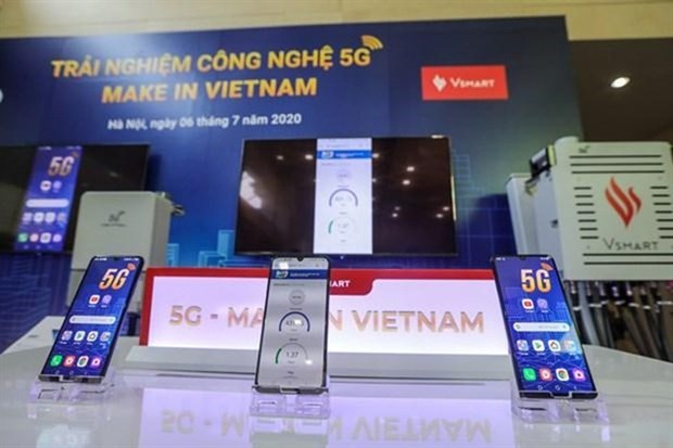 Vinsmart представил первыи вьетнамскии смартфон с поддержкои 5G hinh anh 1