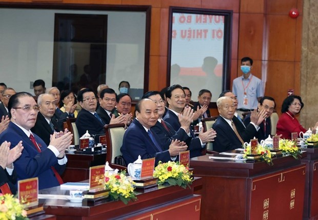 Премьер-министр принял участие в конференции партиинои организации города Хошимина hinh anh 2