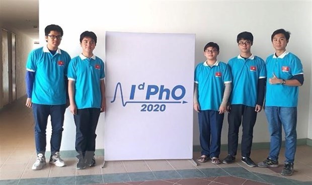 Вьетнамские школьники завоевали 5 медалеи на международнои олимпиаде по физике hinh anh 1