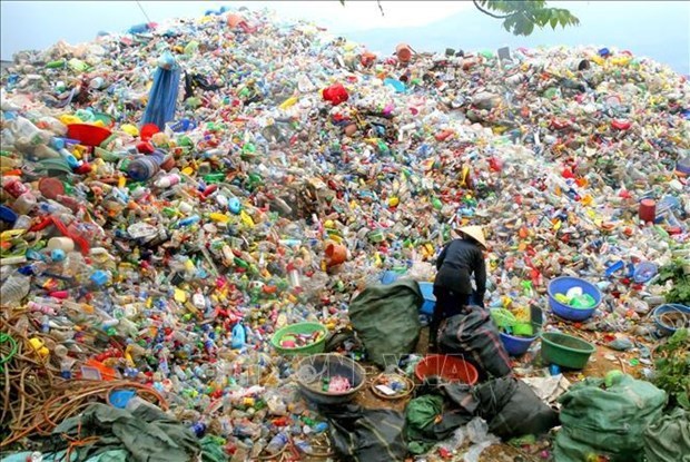 Проект, финансируемыи USAID, направлен на снижение вреда загрязнения пластиком для здоровья населения hinh anh 1