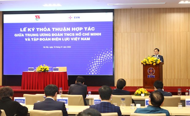 EVN и ЦК СКМ подписали договор о сотрудничестве на 2022-2026 годы hinh anh 1