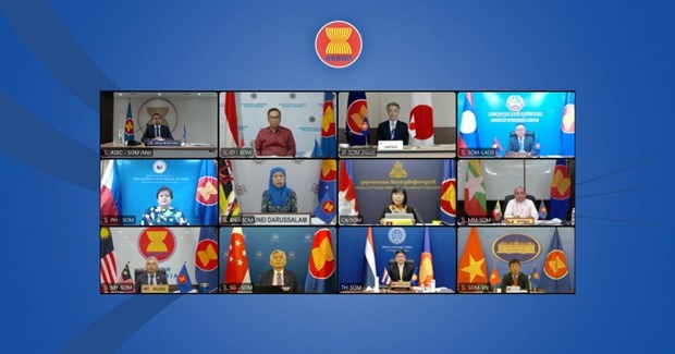 Вьетнам принимает участие в 37-м Форуме АСЕАН-Япония hinh anh 1