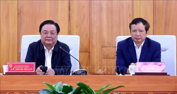 Министр Ле Минь Хоан: нужно создать уникальные продукты, чтобы повысить добавленную стоимость hinh anh 1