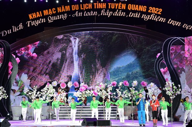 Официально открылся Год туризма провинции Туенкуанг-2022 hinh anh 1