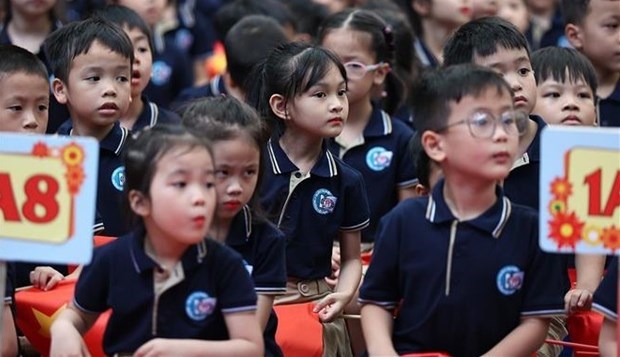 Президент Вьетнама обратился к учащимся и педагогам с поздравлением по случаю начала нового учебного года hinh anh 1