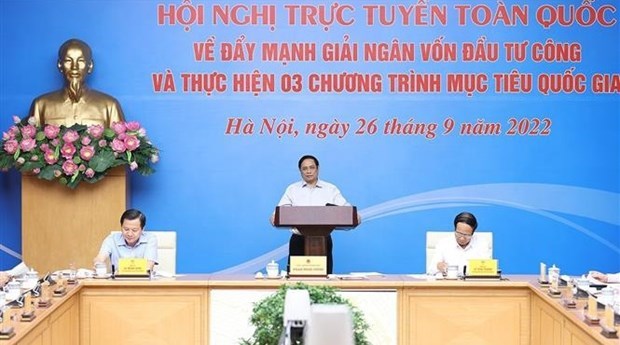 Премьер Вьетнама председательствовал на конференции по активизации освоения госинвестиции hinh anh 1