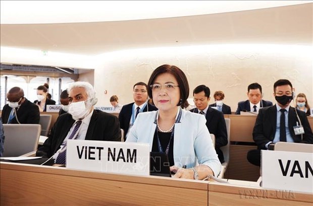 Вьетнам поделился видением по борьбе с глобальными вызовами и восстановлению экономики hinh anh 1