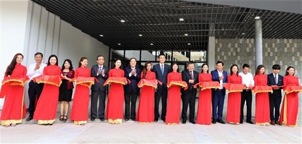Самые современные лаборатории в дельте Меконга были открыты в Кантхо hinh anh 2
