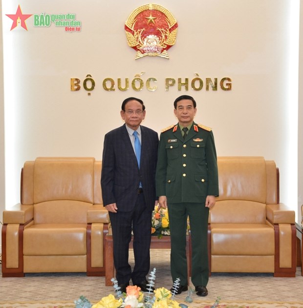 Генерал Фан Ван Жанг принял государственного секретаря Министерства внутренних дел Камбоджи hinh anh 1