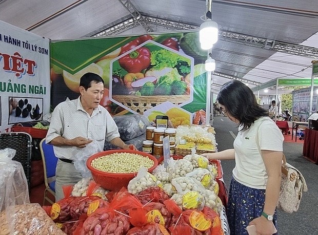 В Ханое проходит неделя фруктов и сельскохозяиственнои продукции hinh anh 1