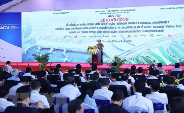 Премьер-министр принял участие в церемонии закладки фундамента международного аэропорта Лонгтхань hinh anh 2