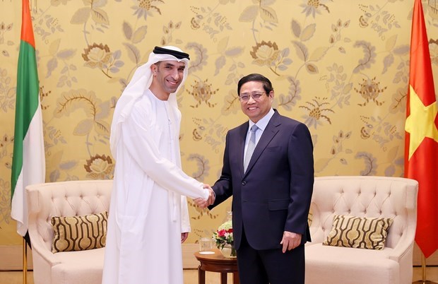 Премьер-министр принял государственного министра ОАЭ, завершая свою поездку в целях участия в COP28 hinh anh 1
