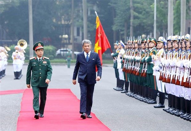 Вьетнам и Малаизия укрепляют оборонные связи hinh anh 1