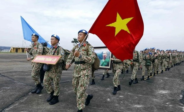 2023 год - плодотворныи год участия Вьетнама в миротворческои деятельности ООН hinh anh 1